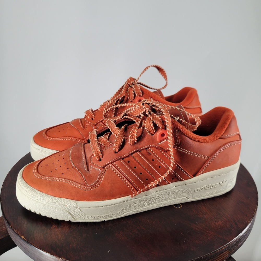 Adidas Womens 6.5 Rivalry Low Contrast Stitching Collegiate Orange